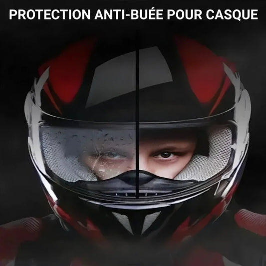 Casque montrant l'effet du film anti-buée sur la visière avec une moitié claire et une moitié embuée