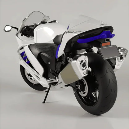 Hayabusa 1:6 photo de l'arrière de la miniature avec ces 2 pots d'échappement pouvant sortir de la fumée pour un rendu encore plus réaliste.